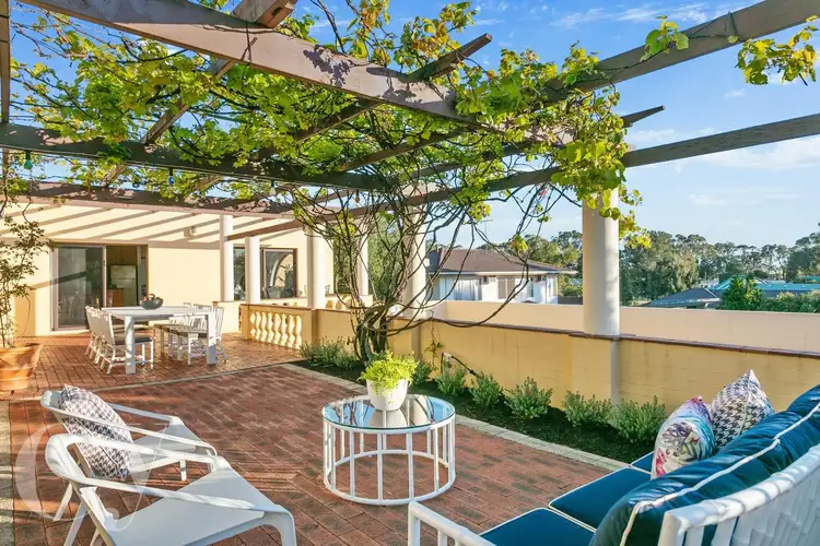 7 Pindari Road, City Beach WA 6015