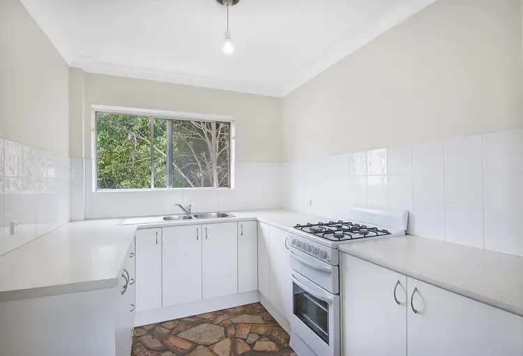 Fourth view of Homely unit listing, 6/8 Lisson Grove, Wooloowin QLD 4030