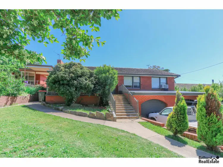 5 Isaacs Street, West Bathurst NSW 2795