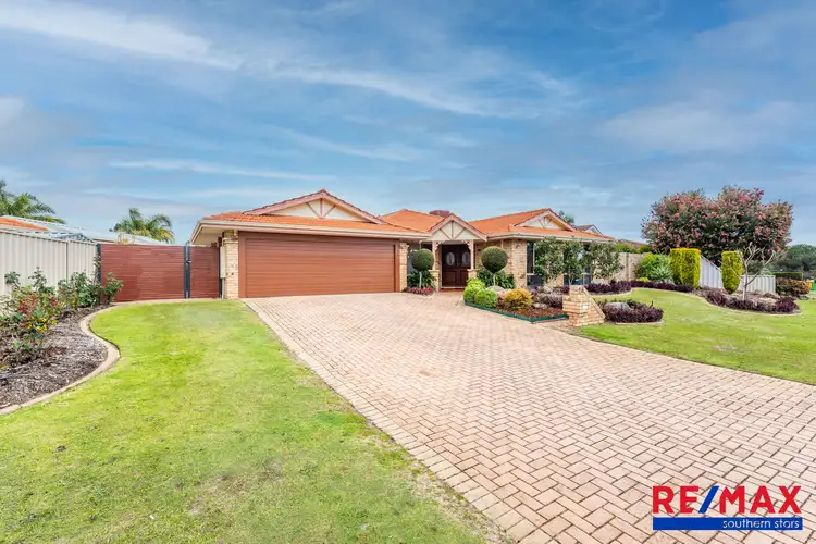 28 Heatherlea Parkway, Leeming WA 6149