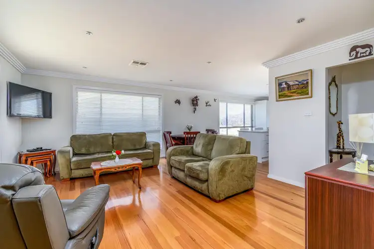 Fourth view of Homely house listing, 10 Fairview Place, Cessnock NSW 2325