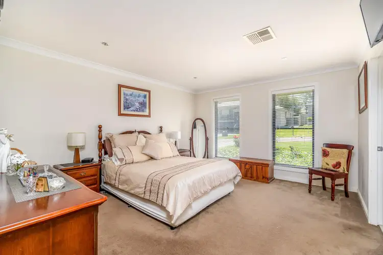 Sixth view of Homely house listing, 10 Fairview Place, Cessnock NSW 2325