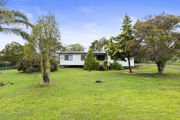 1 Lobwein Street, Meringandan West QLD 4352