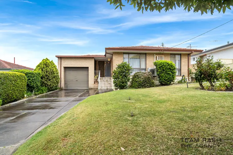 16 Thursley Way, Morley WA 6062