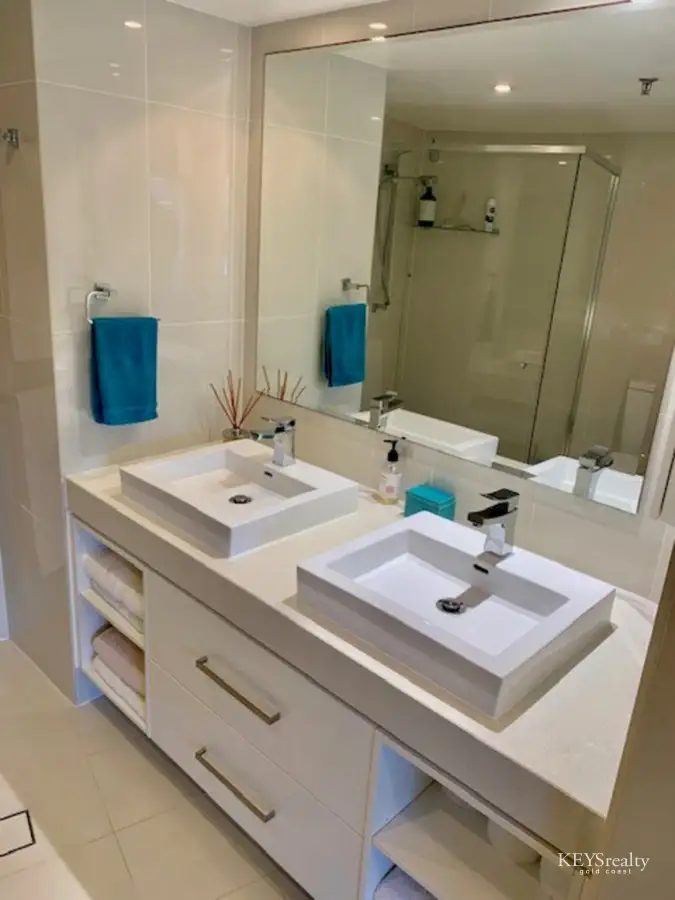 Fifth view of Homely apartment listing, 5/3 Cunningham Avenue, Main Beach QLD 4217