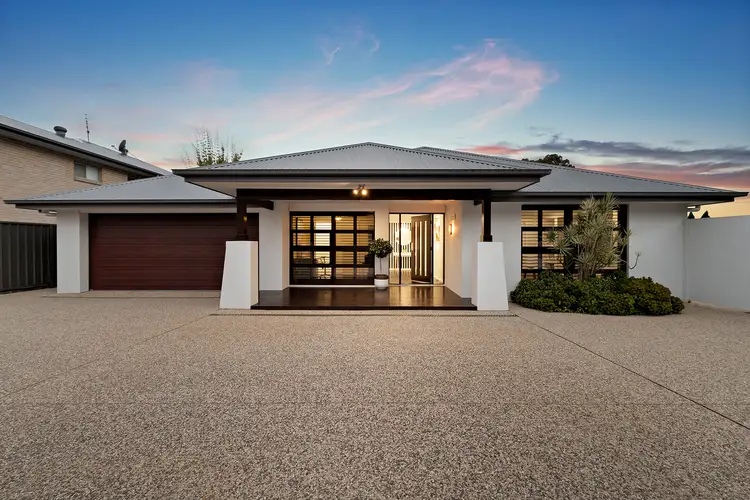 15 Sabre Close, Fletcher NSW 2287