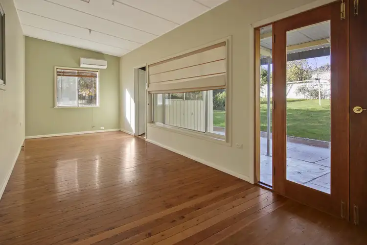 Seventh view of Homely house listing, 19 Koora Place, Mount Austin NSW 2650