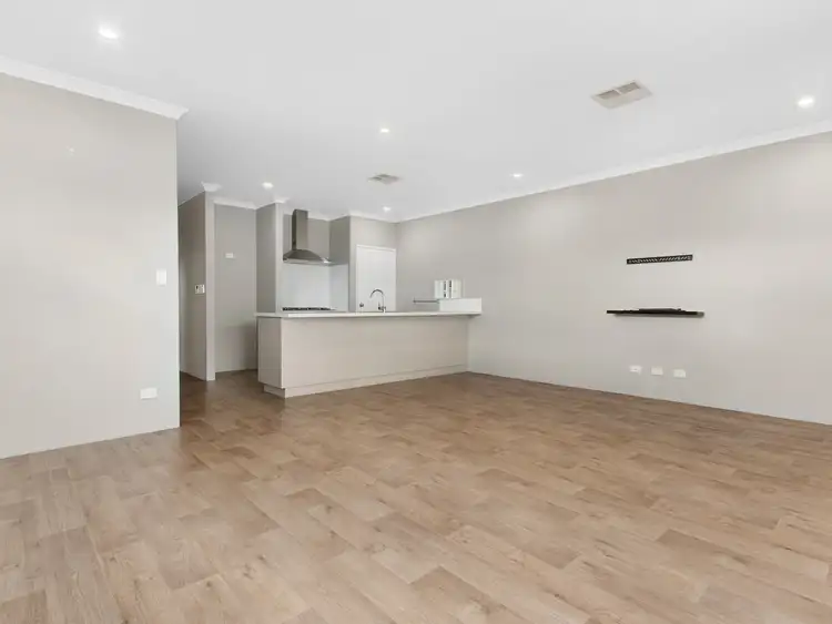 Sixth view of Homely house listing, 4 Equinox Loop, Wellard WA 6170