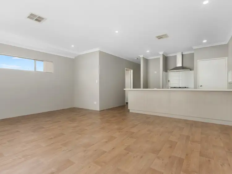 Seventh view of Homely house listing, 4 Equinox Loop, Wellard WA 6170