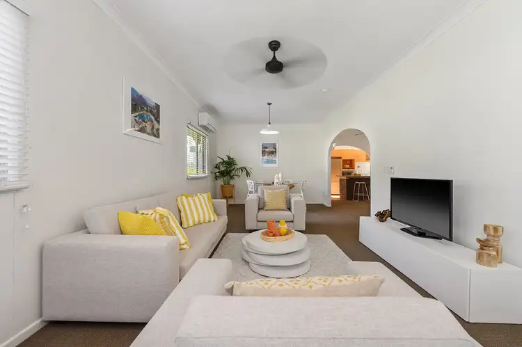 28 George Street East, Burleigh Heads QLD 4220