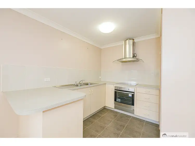 Second view of Homely unit listing, 2/15 Poole Street, Kawana QLD 4701