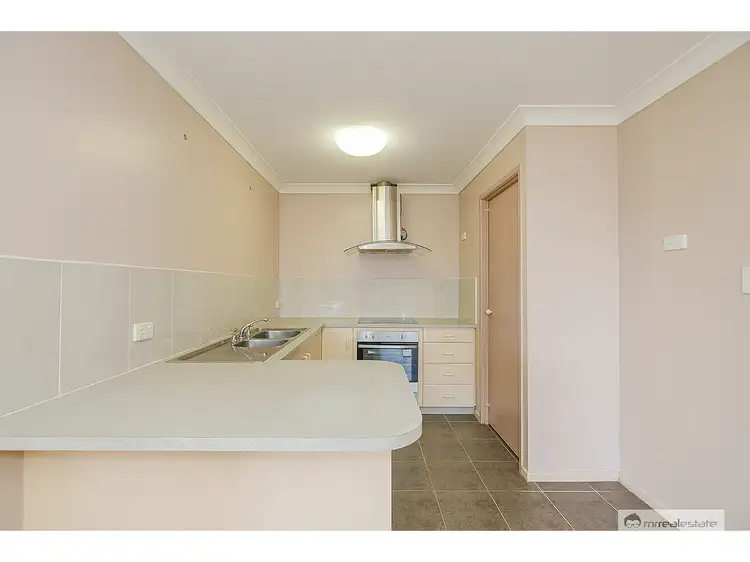 Fourth view of Homely unit listing, 2/15 Poole Street, Kawana QLD 4701