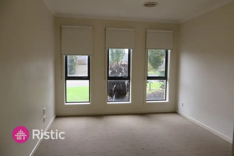 Second view of Homely house listing, 3 Doonie Way, Pakenham VIC 3810