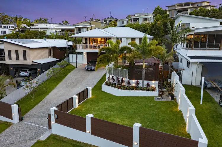 18 The Parkway, Aroona QLD 4551