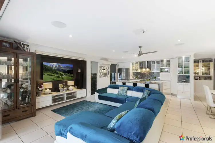 Fifth view of Homely house listing, 18 The Parkway, Aroona QLD 4551