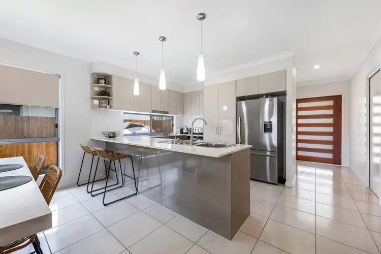 19 Chestnut Crescent