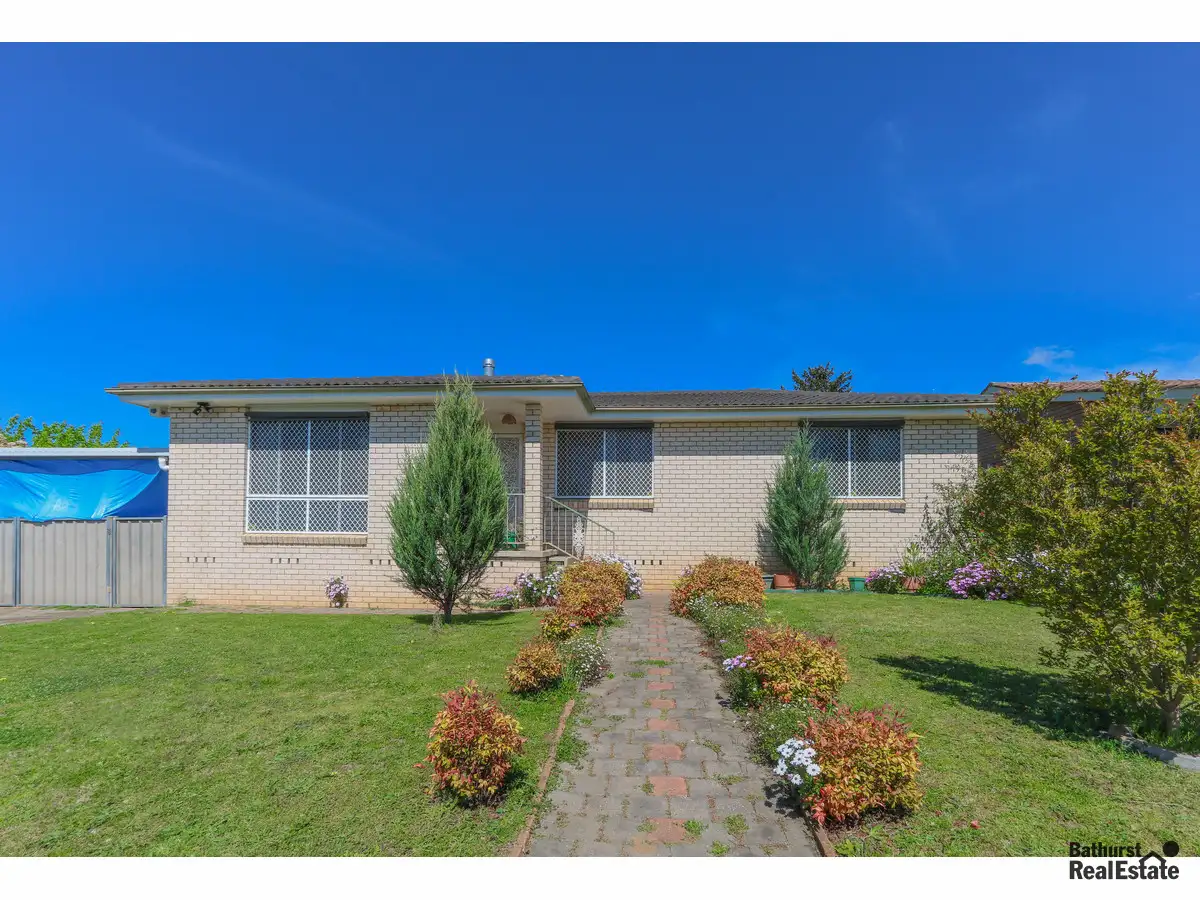 Main view of Homely house listing, 10 Bouffler Close, Kelso NSW 2795