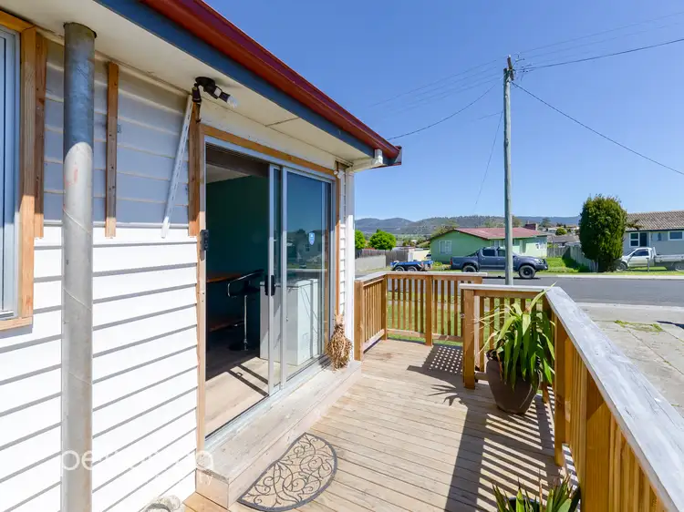 6 Phillips Avenue, New Norfolk TAS 7140