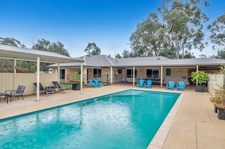 32 Arundel Drive