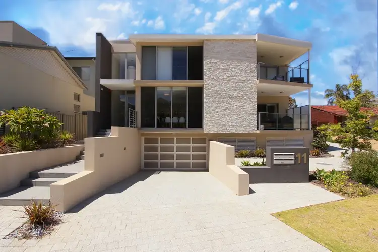 11A Andrew Street, Scarborough WA 6019