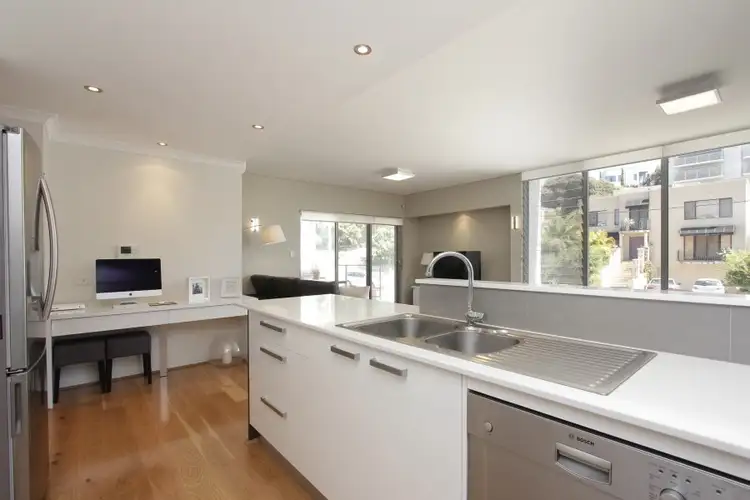 Fifth view of Homely unit listing, 11A Andrew Street, Scarborough WA 6019