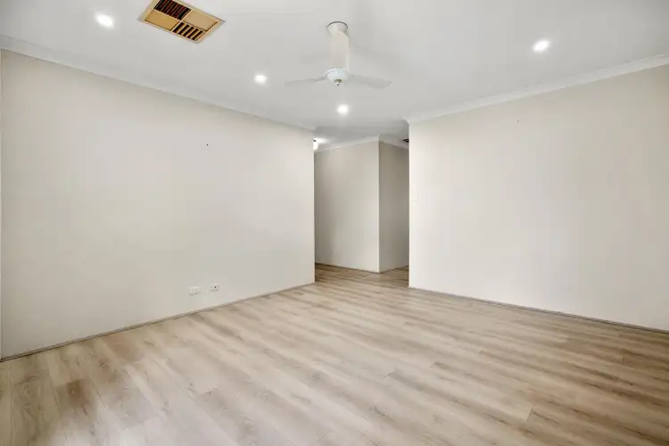 Seventh view of Homely house listing, 8 Sander Court, Bentley WA 6102
