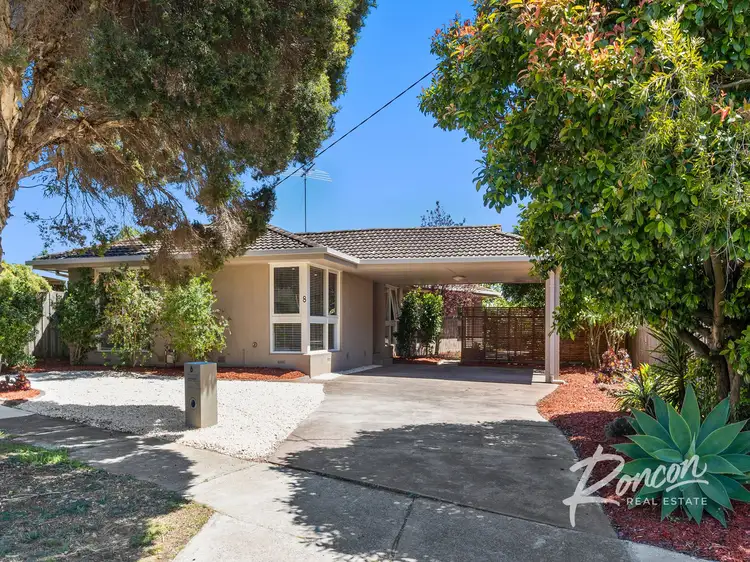8 Glenys Court, Belmont VIC 3216
