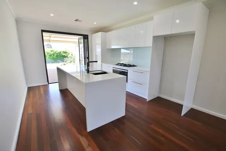 41 Hughenden Drive, Thornlie WA 6108
