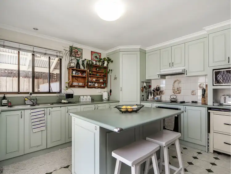 Fifth view of Homely house listing, 5 Chalmer Court, Sale VIC 3850