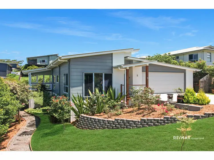 12 Snowwood Avenue, Maleny QLD 4552