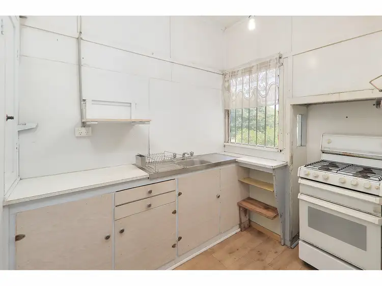 Fourth view of Homely house listing, 10 Nettleton Crescent, Moorooka QLD 4105