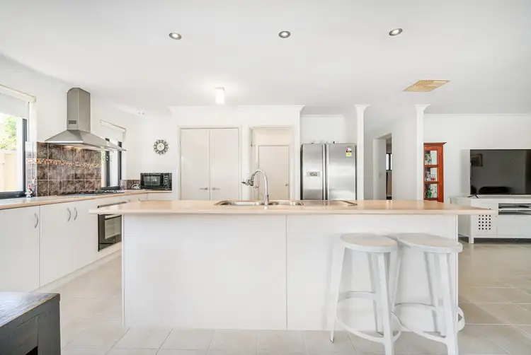 Sixth view of Homely house listing, 4 Black Wattle Way, Broadwater WA 6280