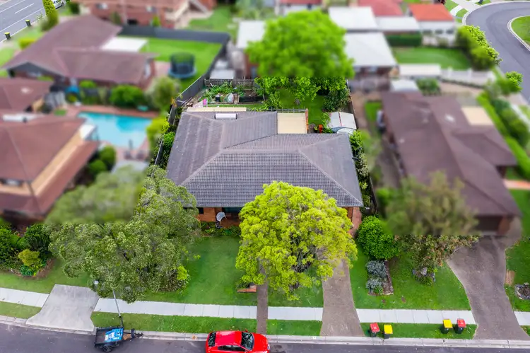 Fourth view of Homely house listing, 4 Taronne Street, Carindale QLD 4152