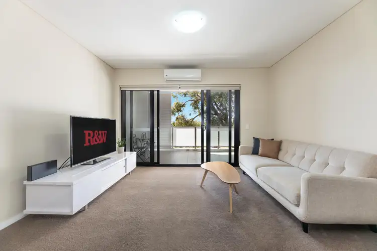 64/2-10 Tyler Street, Campbelltown NSW 2560
