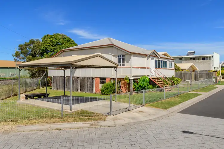 6 Off Lane, Gladstone Central QLD 4680