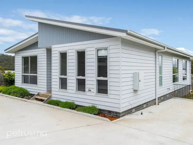Main view of Homely unit listing, 2/3 Nilpena Street, Mornington TAS 7018