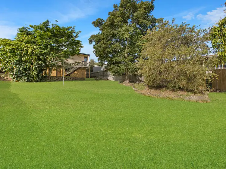 52 Alexander Avenue, Kallangur QLD 4503