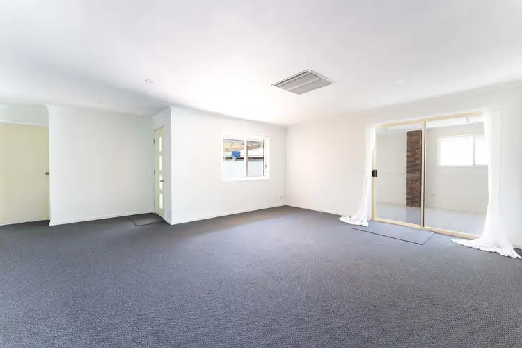 Sixth view of Homely house listing, 17 Eubar Place, Emerald QLD 4720
