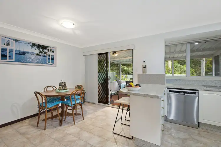 Fifth view of Homely house listing, 11 Ferntree Close, Wyoming NSW 2250