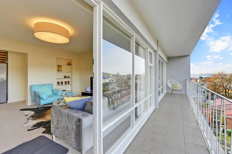 2/4 Jersey Street, Sandy Bay TAS 7005