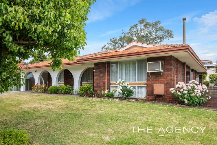36 Churchill Drive, Swan View WA 6056