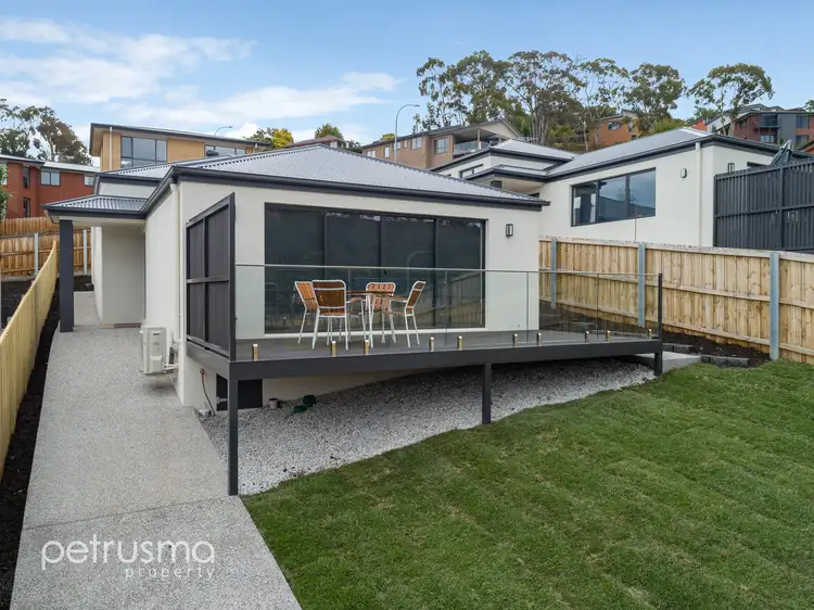 3/9 Chaucer Road, Lenah Valley TAS 7008