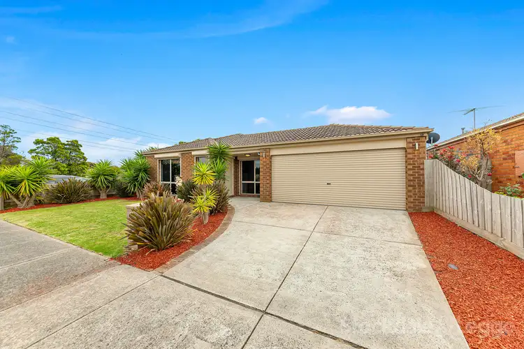 8 Hope Court, Cranbourne West VIC 3977