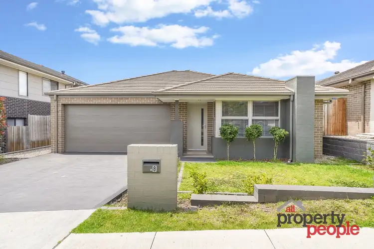 8 Singapore Road, Edmondson Park NSW 2174