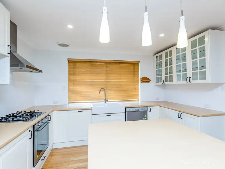 Sixth view of Homely house listing, 5 Ellendale Drive, Heathridge WA 6027