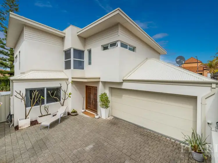 8 Syros Court, Mindarie WA 6030