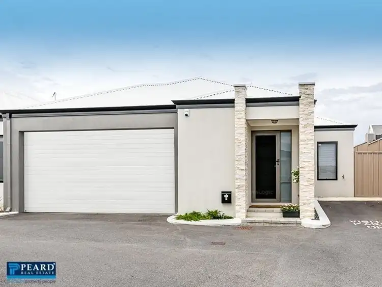 8/2 Fowey Loop, Mindarie WA 6030