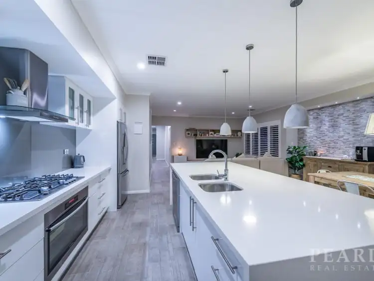 6 Zenith Way, Alkimos WA 6038