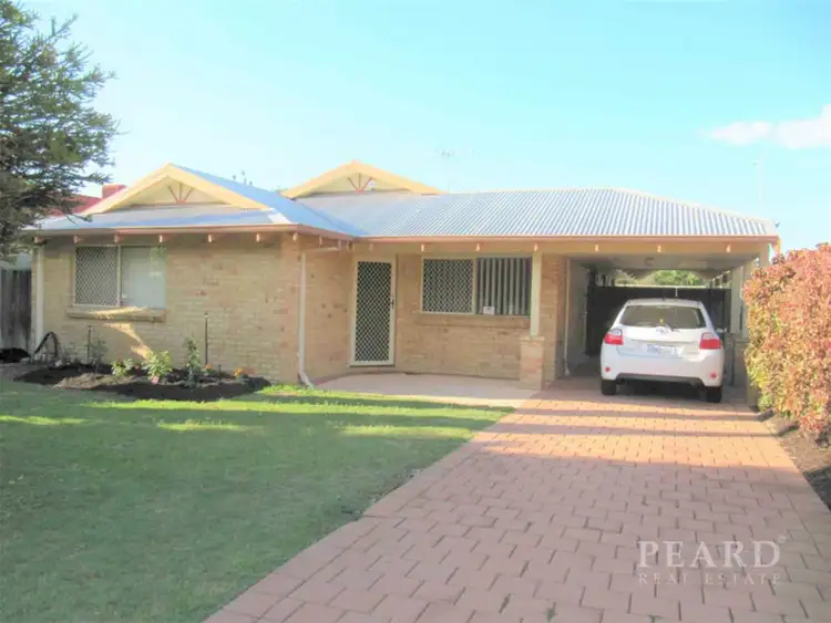 49 Cornfield Place, Hillarys WA 6025