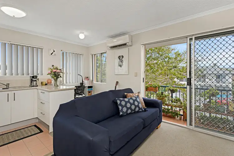 Third view of Homely apartment listing, 6/4 Adori Street, Surfers Paradise QLD 4217
